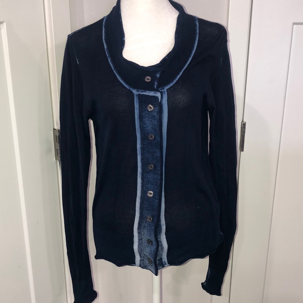 Cabi| Lightweight sweater top| Women’s| Size S|. Navy blue with light bleaching